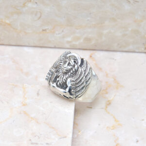Anello Leone in "Moeca" Argento